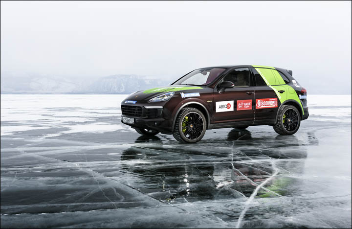 Porsche in Siberia
