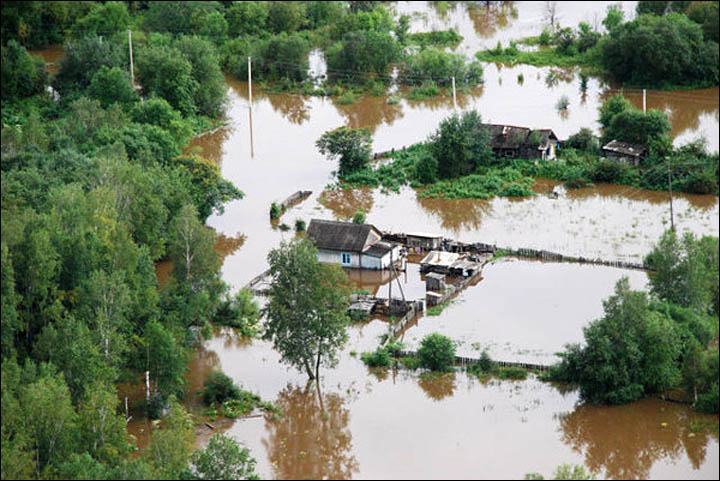 flooding Amur region August 2013