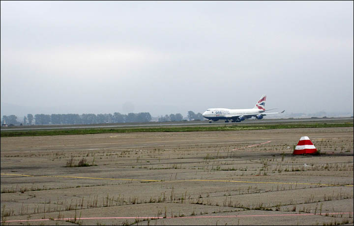 BA Boeing 747 emergency landing Irkutsk