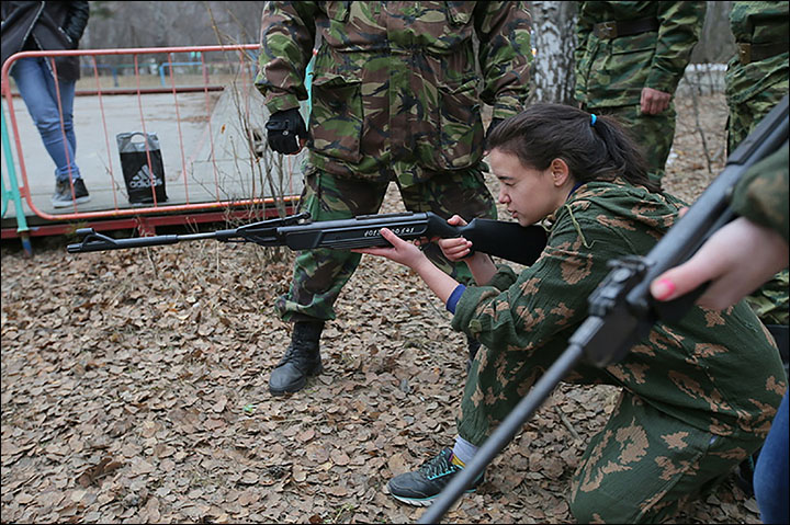 Teaching Cossack traditions to today's children