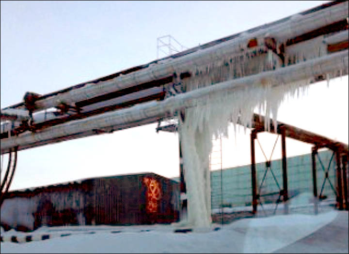 Freezing residents told to stay quiet over incident that has left them without heat or power