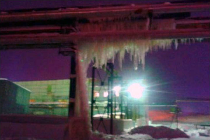 Freezing residents told to stay quiet over incident that has left them without heat or power