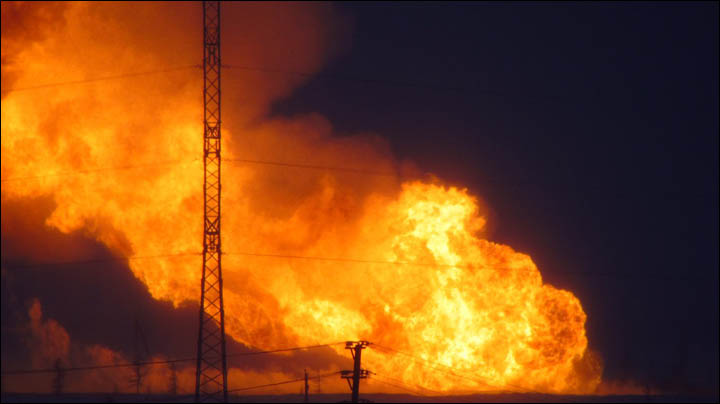 Fire on gas pipeline