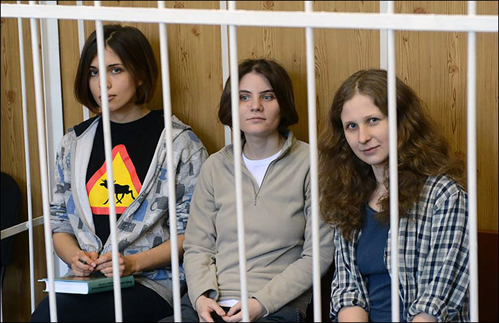 Pussy Riot Political Protest Duo Detained In Siberia