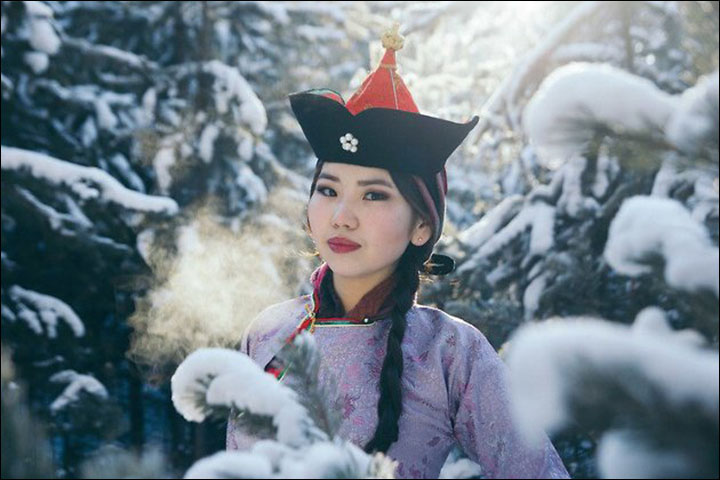 [Image: inside_buryat_girl.jpg]