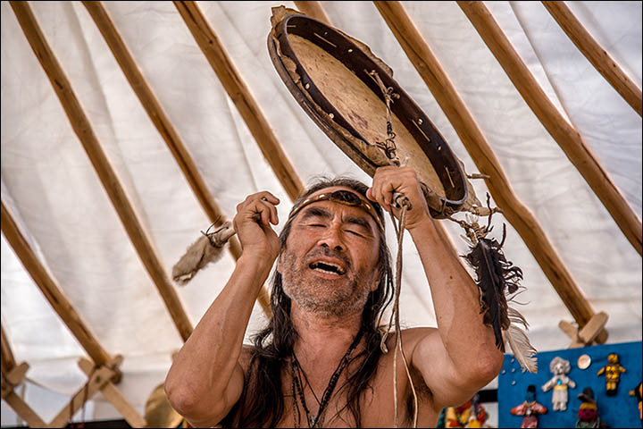 Stunning pictures as shamans from around the world gather in Sayan MountainsqStunning pictures as shamans from around the world gather in Sayan Mountains