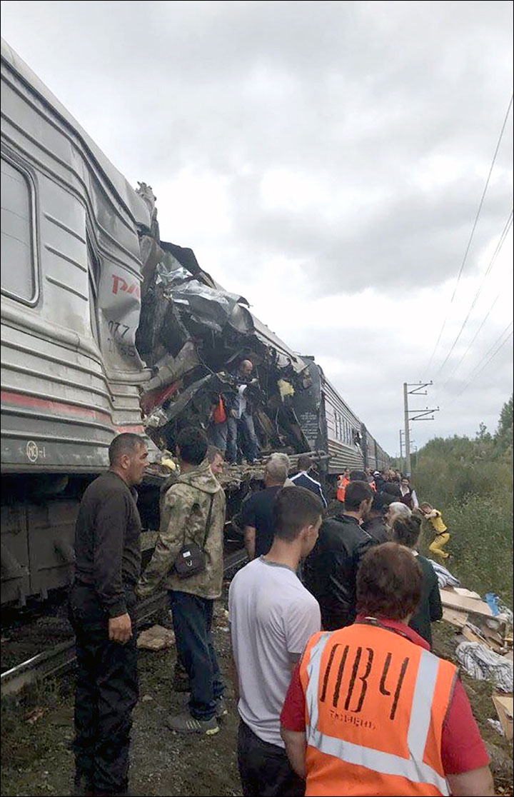 Train crash in Siberia leaves at least 17 injured including 3 children
