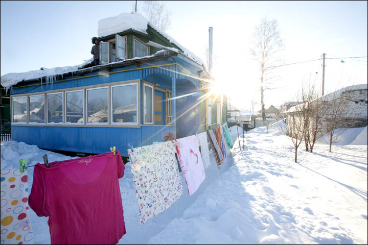 Washing clothes in winter