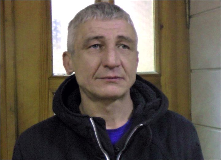 Man steals oil Siberia
