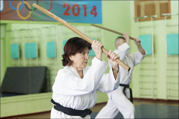 Babushkas fight club