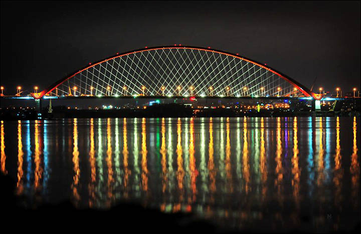 New crossing on the Ob River has the longest arch span in Russia and world's largest mesh arch