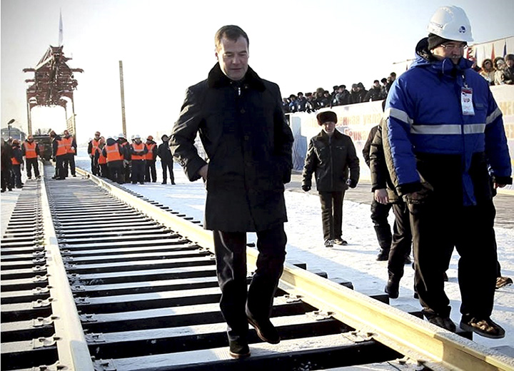 Dmitry Medvedev visits AYAM