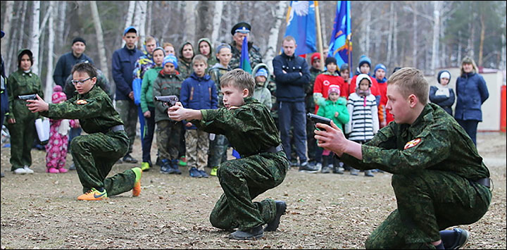 Teaching Cossack traditions to today's children