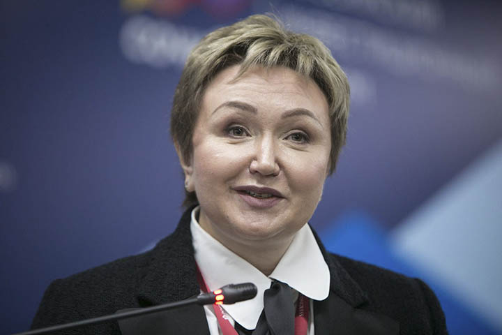 Natalia Fileva speaking in Sochi