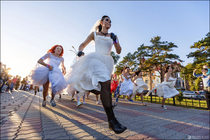 Running brides
