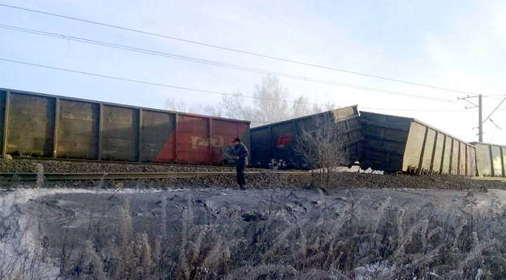 World’s longest railway blocked by derailed cargo train