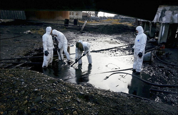 Oil spill in Yakutia
