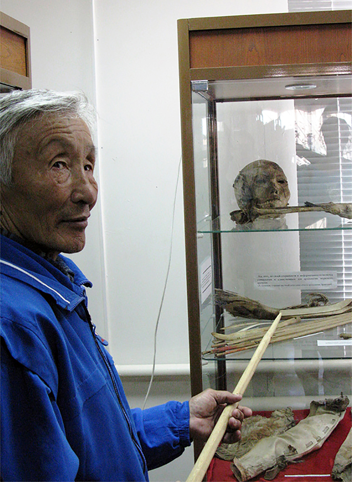 Meet a lifelike 2000 year old Hun warrior with his bow and ‘whistling arrows’